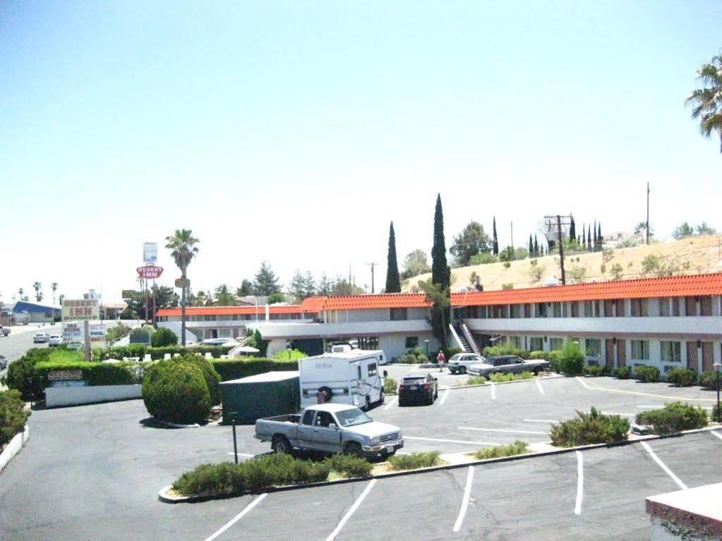 Desert Inn Motel Barstow Exterior photo